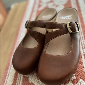 “Britany” Dansko Clog